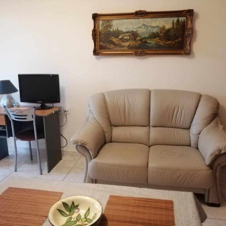 Gallery Suites "Athina" Missolonghi ภายนอก รูปภาพ